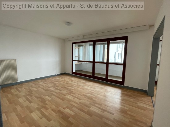 vente appartement PROCHE DES COMMERCES ET DU TRAMWAY 4 pieces, 92,43m