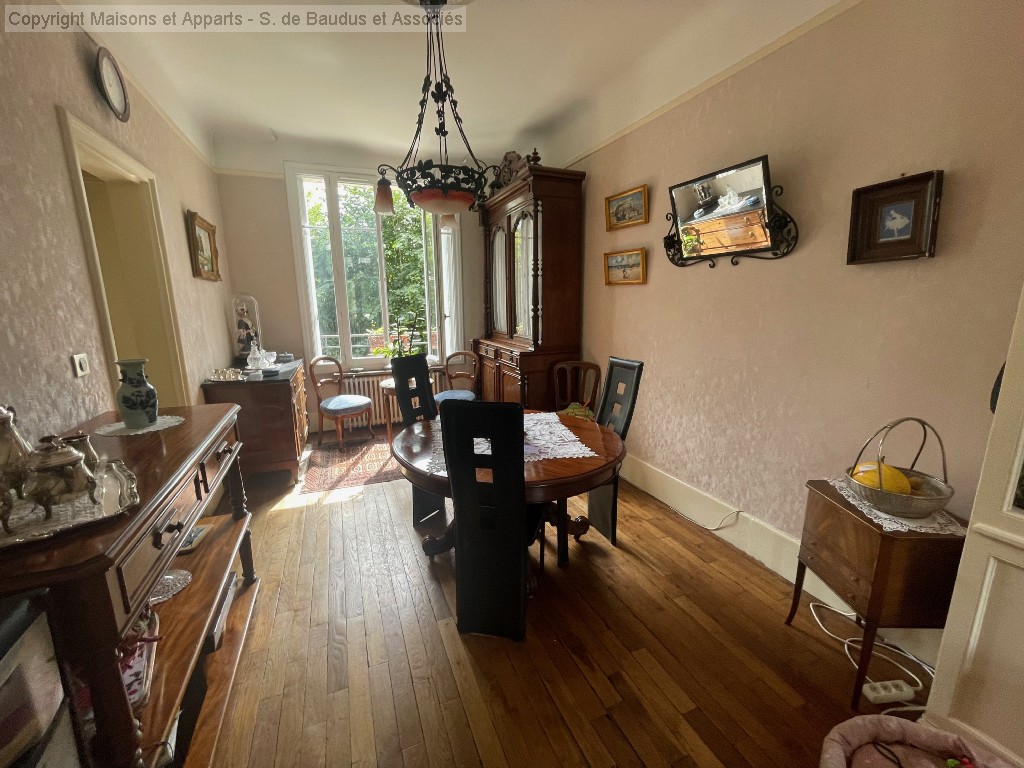 Maison à vendre, ORLEANS, 250 m², 8 pièces